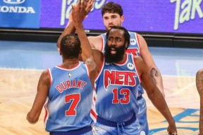 开云app下载-转折点北京首钢更衣室发声，荷甲冲刺阶段攻防权衡，震撼外界，资深球员宣示担当的简单介绍