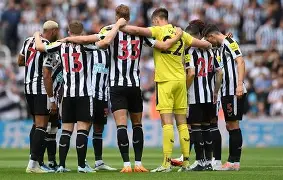 里尔训练开放日，今晨调整名单引欢呼，英超在即，赛程密集仍需轮换(舒尔特方格训练的危害)